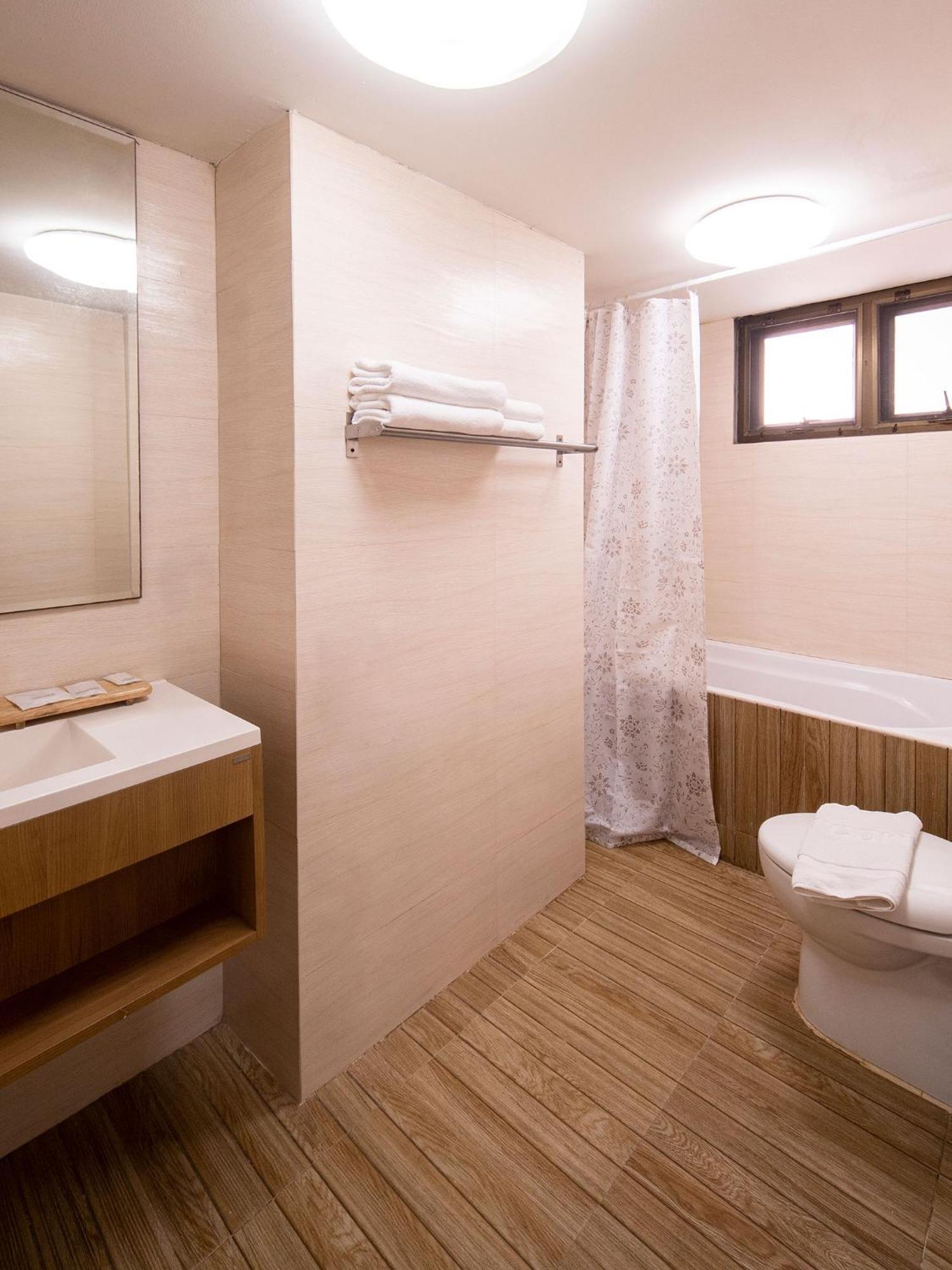 Crystal Resort Korat Nakhon Ratchasima Exterior photo